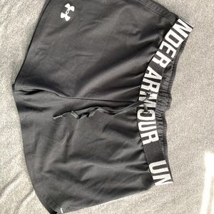 S/M black under armour shorts